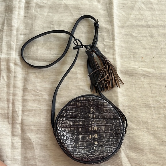 Patricia Nash metallic scafati crossbody - Picture 2 of 4
